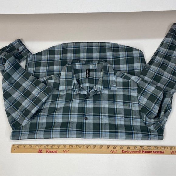 RVCA Brand Button Up Shirt Men's Size Medium Green Gray Plaid Long‎ Sleeve - Picture 6 of 9
